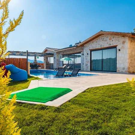 Sirin, Caykoey Villa Kas